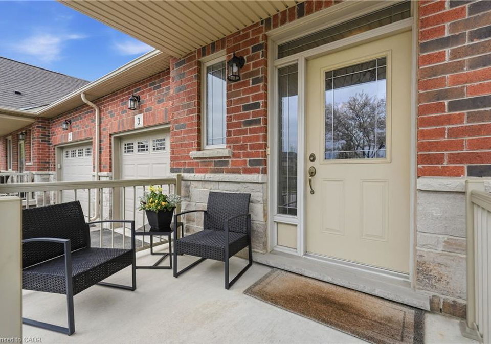 3-ecker-lane-binbrook-ontario-40825147