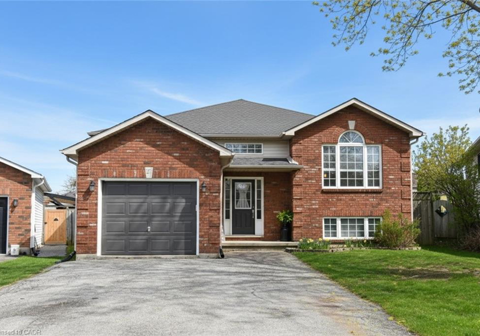 21-glengary-crescent-caledonia-ontario-40825181