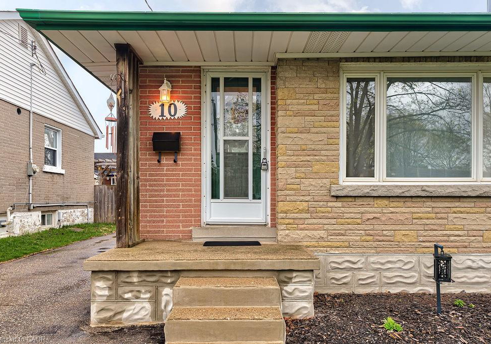 10-elmwood-avenue-kitchener-ontario-40825223