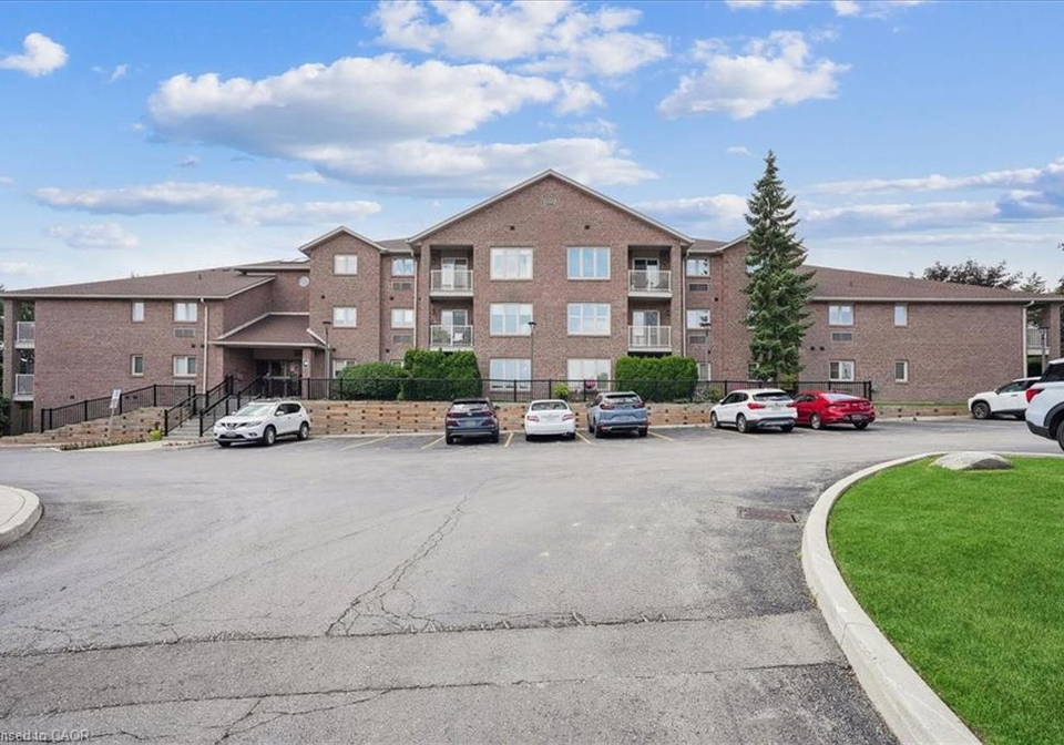 3050-pinemeadow-drive-burlington-ontario-40825291