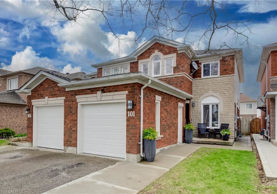 101-essex-point-drive-cambridge-ontario-40825353