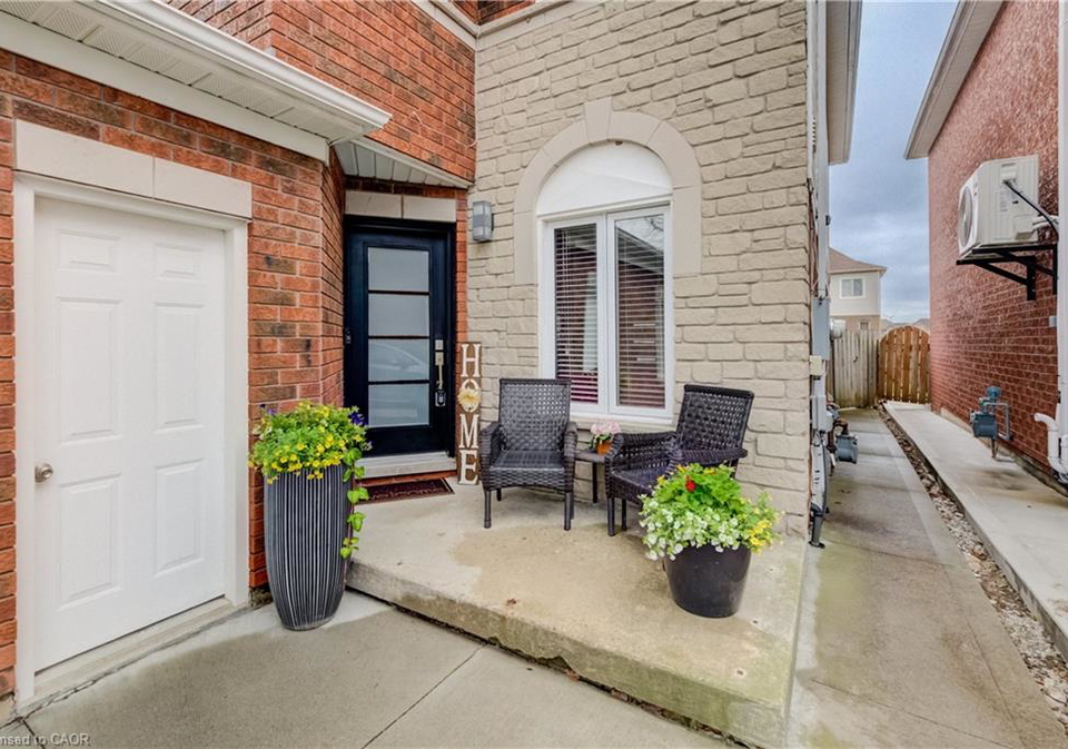 101-essex-point-drive-cambridge-ontario-40825353