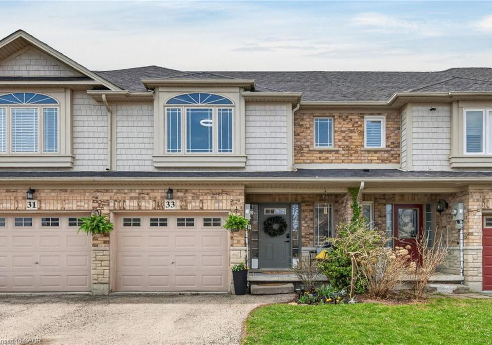 33-voyager-pass-binbrook-ontario-40825360