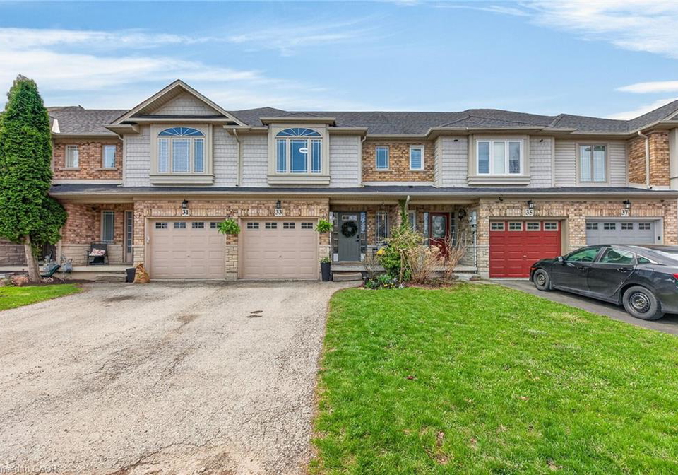 33-voyager-pass-binbrook-ontario-40825360