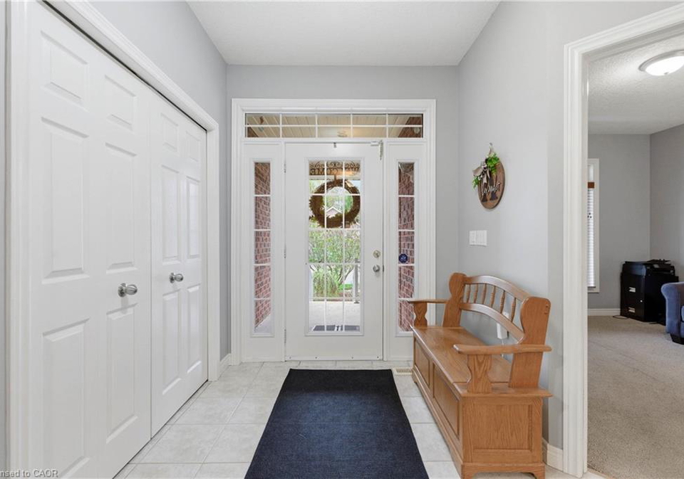58-templeton-drive-kitchener-ontario-40825413