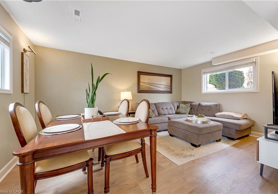 99-canrobert-street-woodstock-ontario-40825424