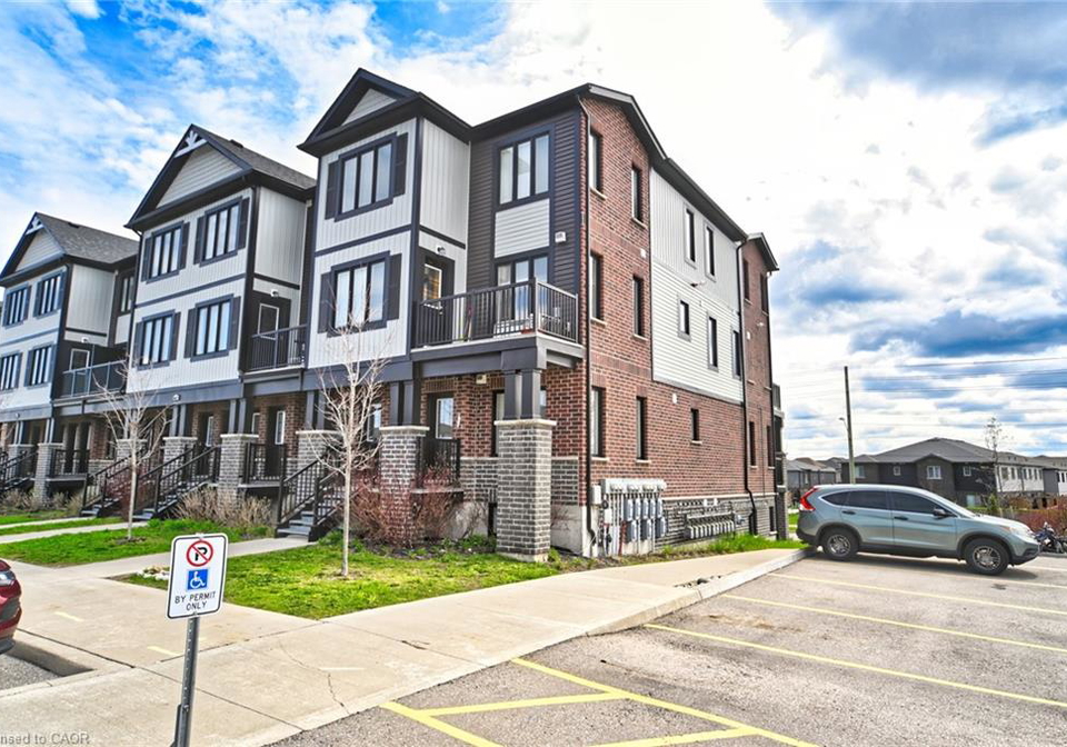 160-rochefort-street-kitchener-ontario-40825440