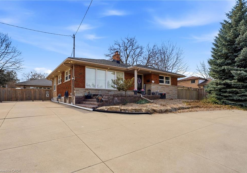 473-mohawk-road-w-hamilton-ontario-40825461
