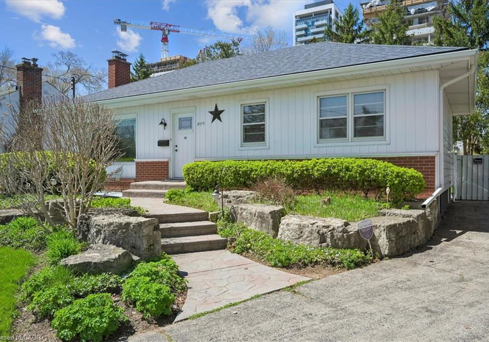 2117-edinburgh-drive-burlington-ontario-40825477