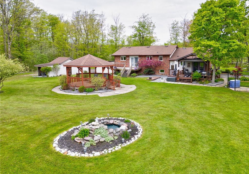 2859-dominion-road-fort-erie-ontario-40825504
