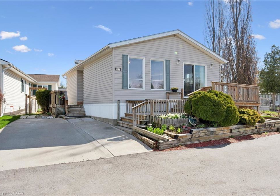 27-trillium-beach-drive-puslinch-ontario-40825543