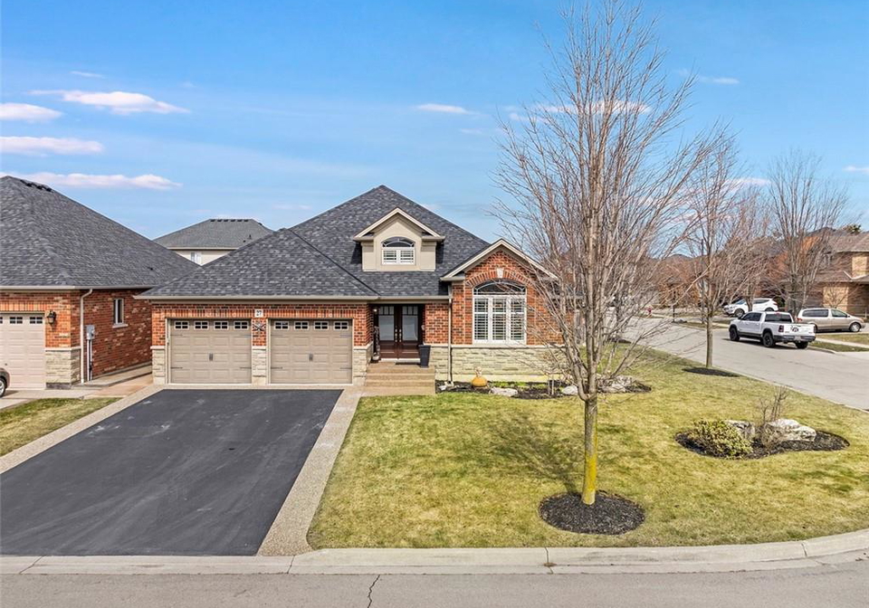 27-carver-drive-binbrook-ontario-40825544