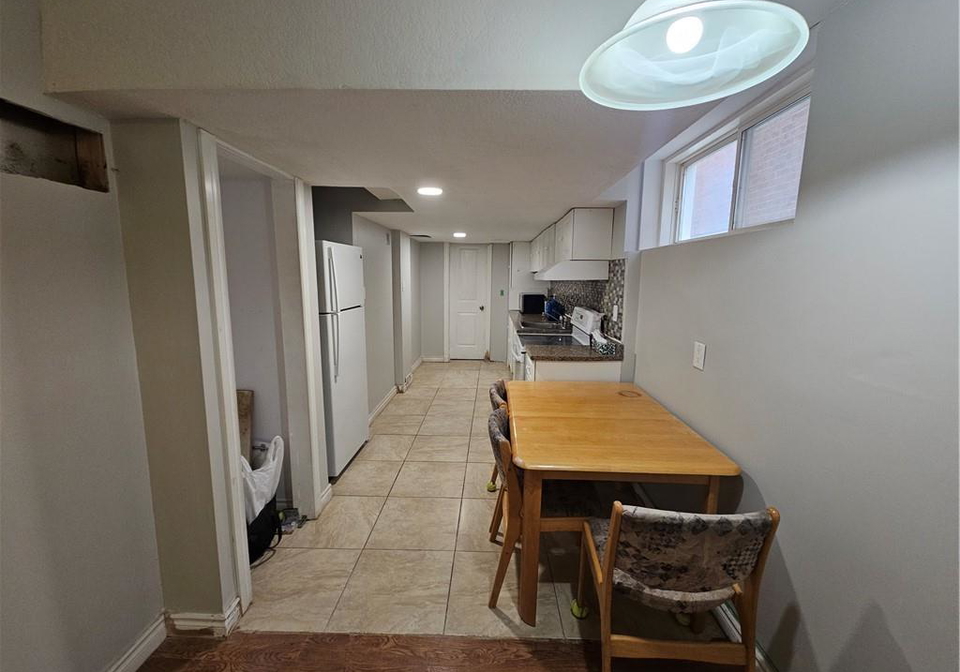 b-300-countrystone-crescent-kitchener-ontario-40825547