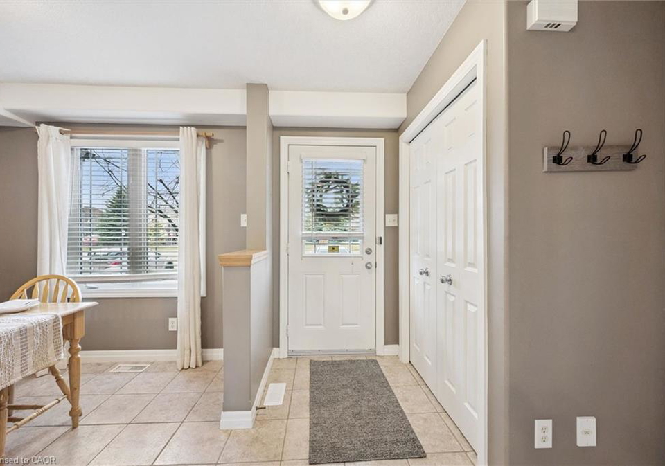 535-windflower-crescent-kitchener-ontario-40825566