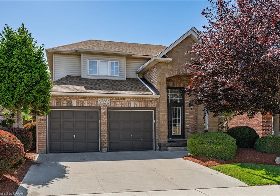 211-mcnichol-drive-cambridge-ontario-40825573