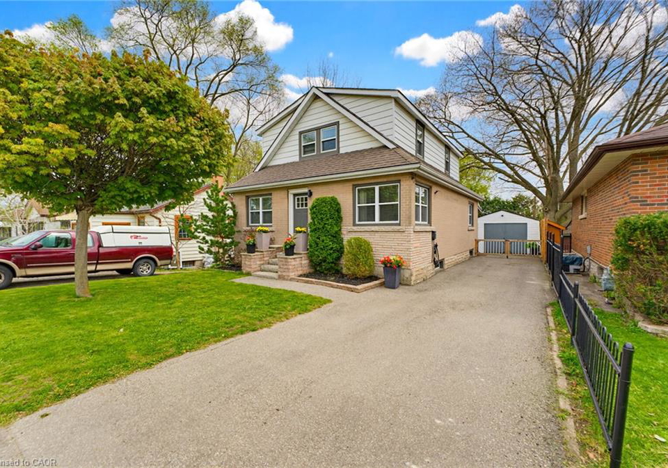 60-avenue-road-cambridge-ontario-40825596