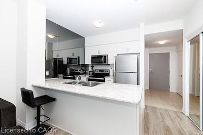 16-concord-place-grimsby-ontario-40825605