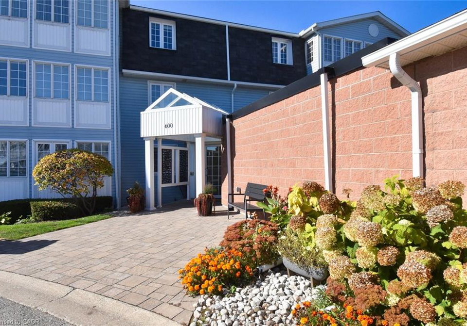 600-silverbirch-boulevard-hamilton-ontario-40825667