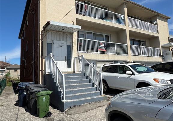 1364-wilson-avenue-toronto-ontario-40825672