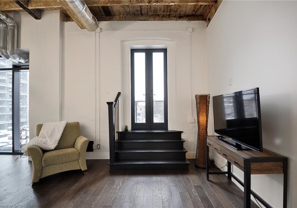 19-guelph-avenue-cambridge-ontario-40825673
