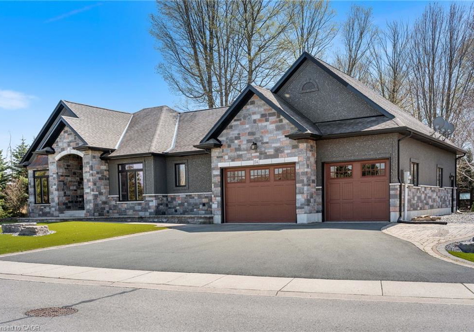 114-donjon-boulevard-port-dover-ontario-40825679