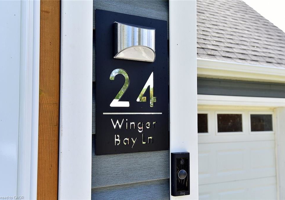 24-winger-bay-lane-selkirk-ontario-40825693