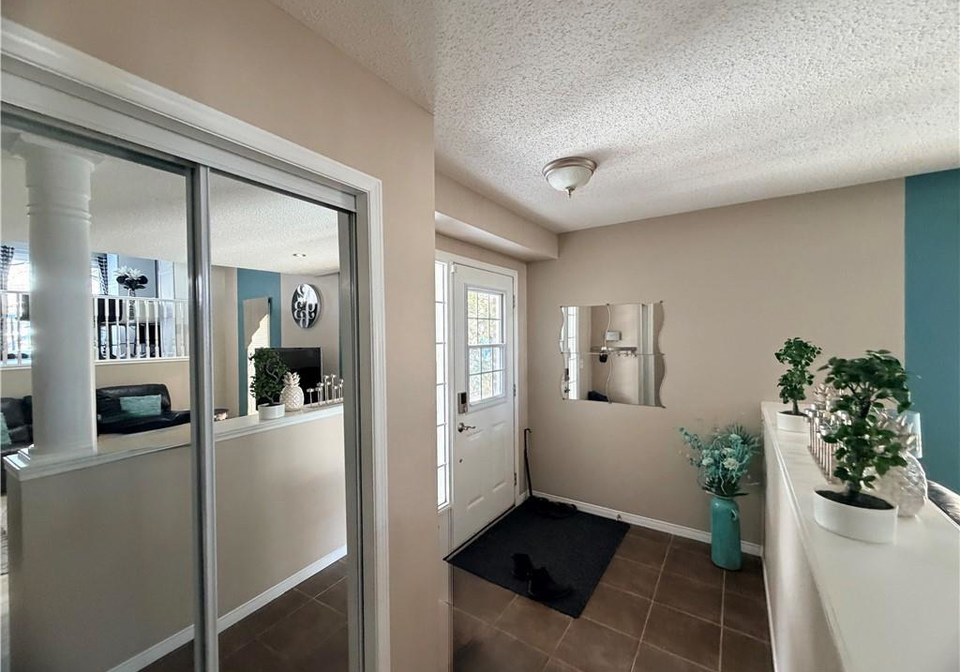 15-gees-way-cambridge-ontario-40825721