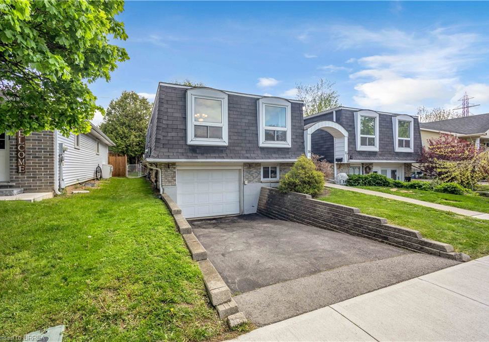 16-nautical-road-brantford-ontario-40825752
