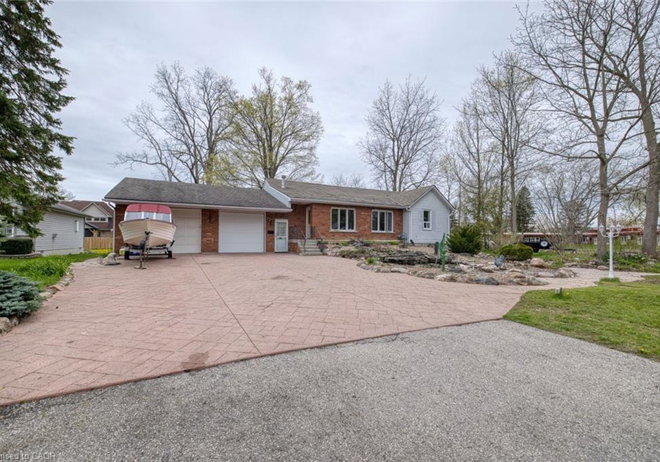 638-broad-street-w-dunnville-ontario-40825771