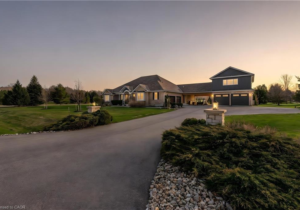 2-cloverlea-crescent-st-george-ontario-40825778
