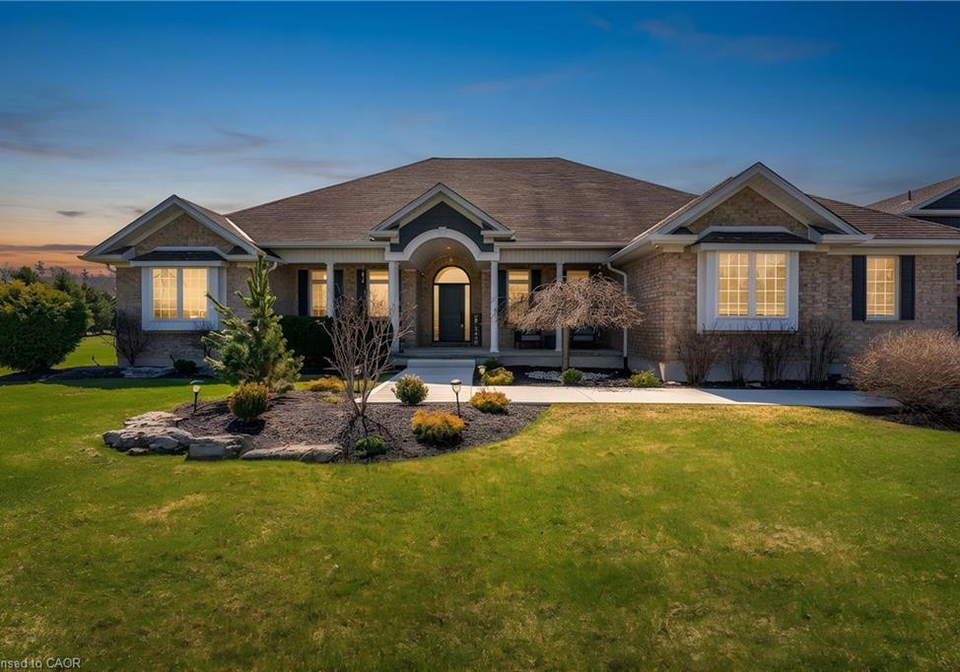 2-cloverlea-crescent-st-george-ontario-40825778