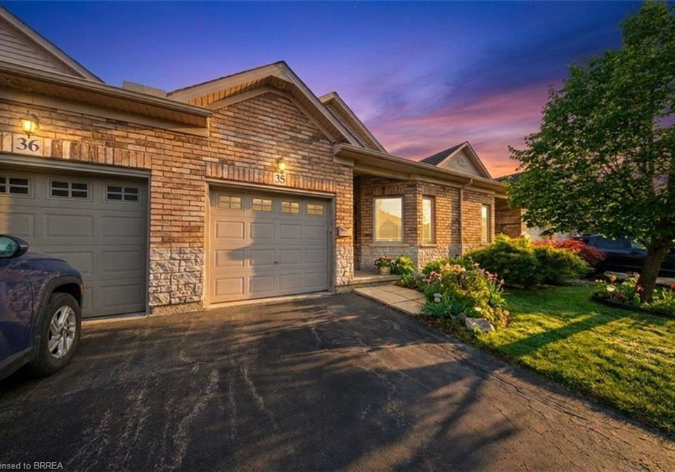 10-cobblestone-drive-paris-ontario-40825788