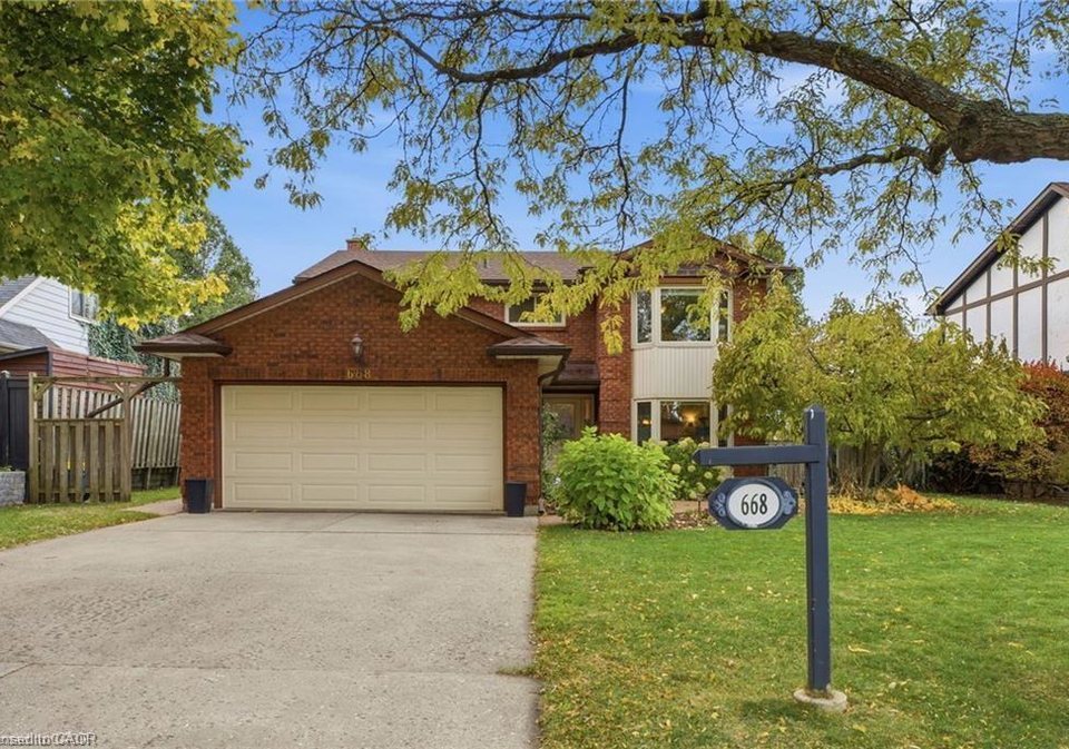 668-tomahawk-crescent-ancaster-ontario-40825789