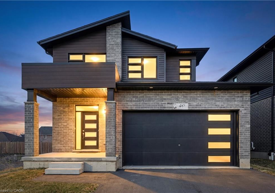 40-moon-crescent-cambridge-ontario-40825821
