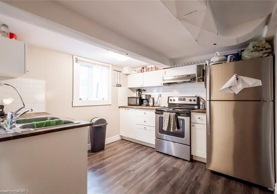 15-delaware-street-st-catharines-ontario-40825834