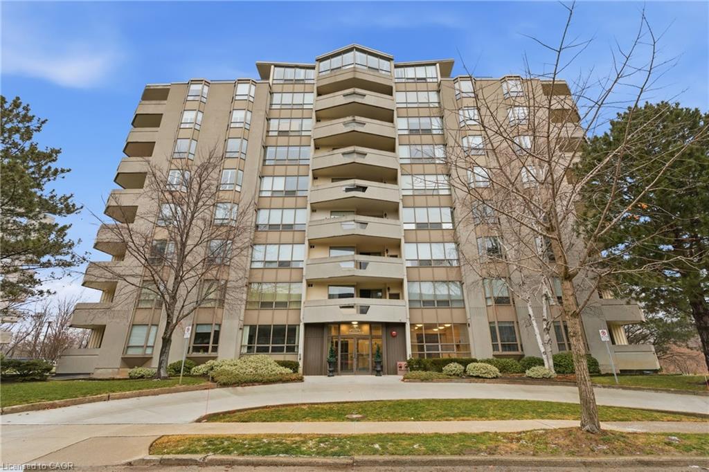 8-village-green-boulevard-stoney-creek-ontario-40825841