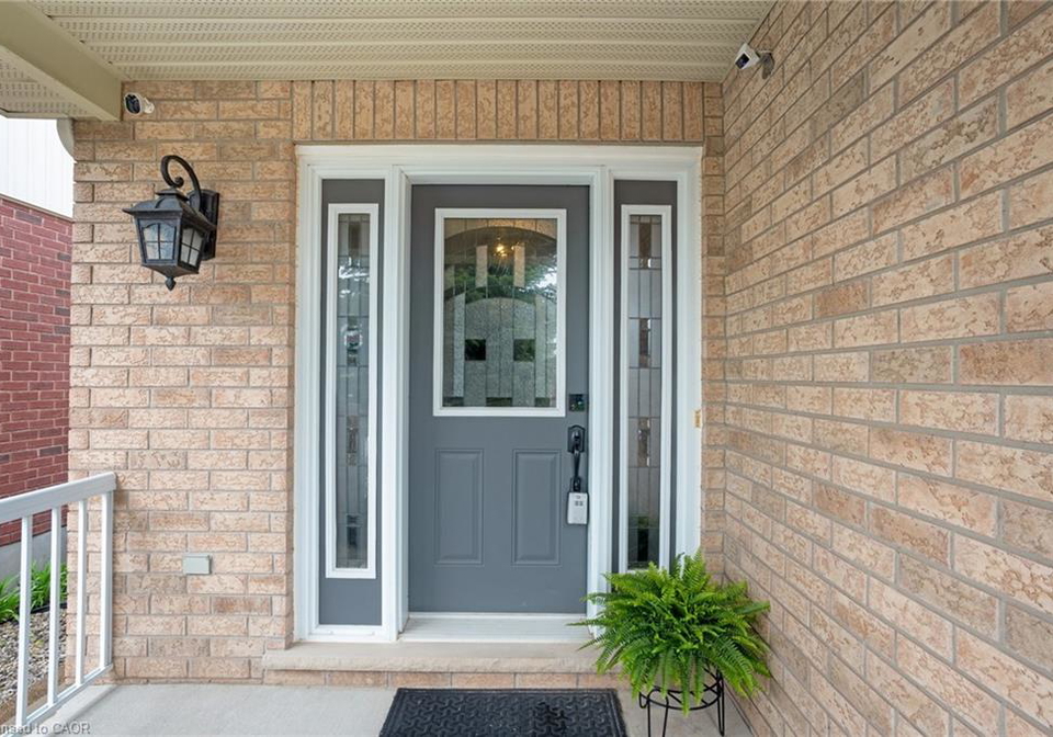 99-udvari-crescent-kitchener-ontario-40825849