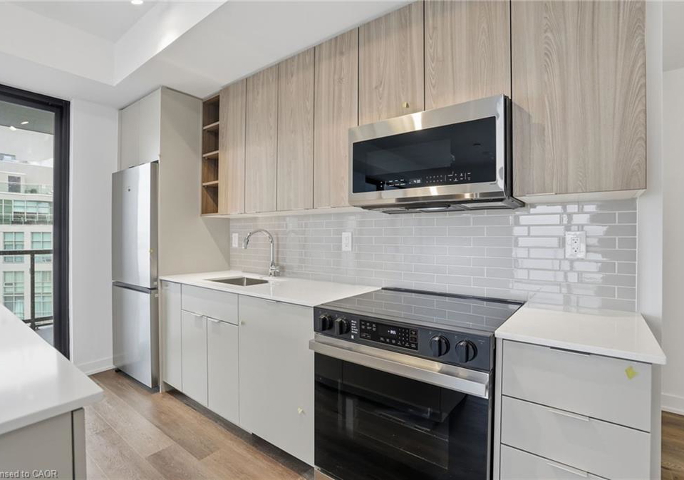 2075-lakeshore-road-burlington-ontario-40825866