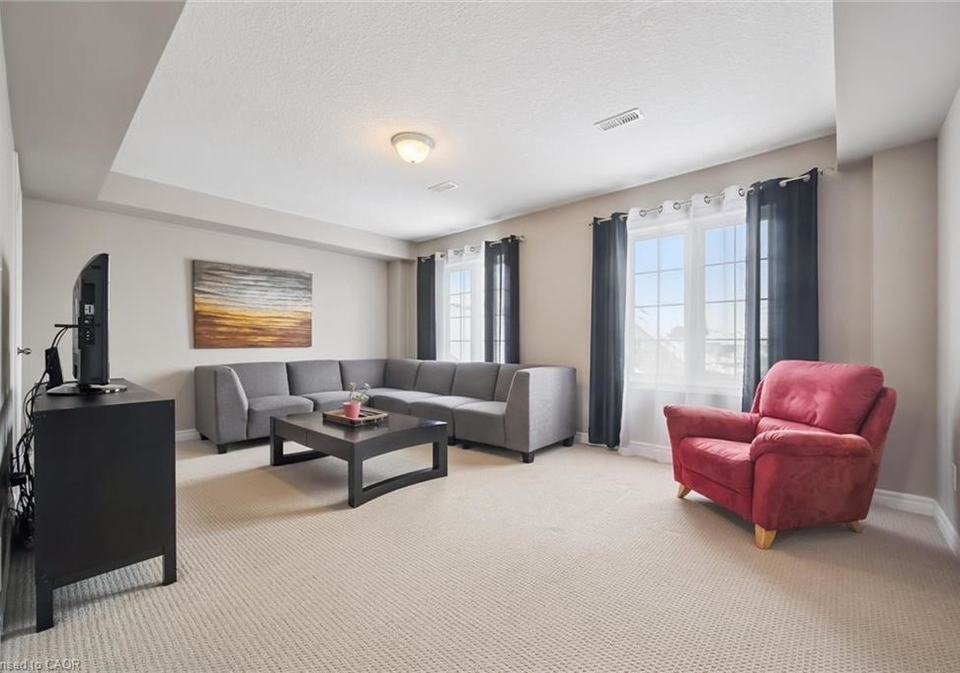 15-carere-crescent-guelph-ontario-40825884