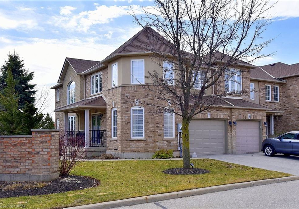 39-panabaker-drive-ancaster-ontario-40825893