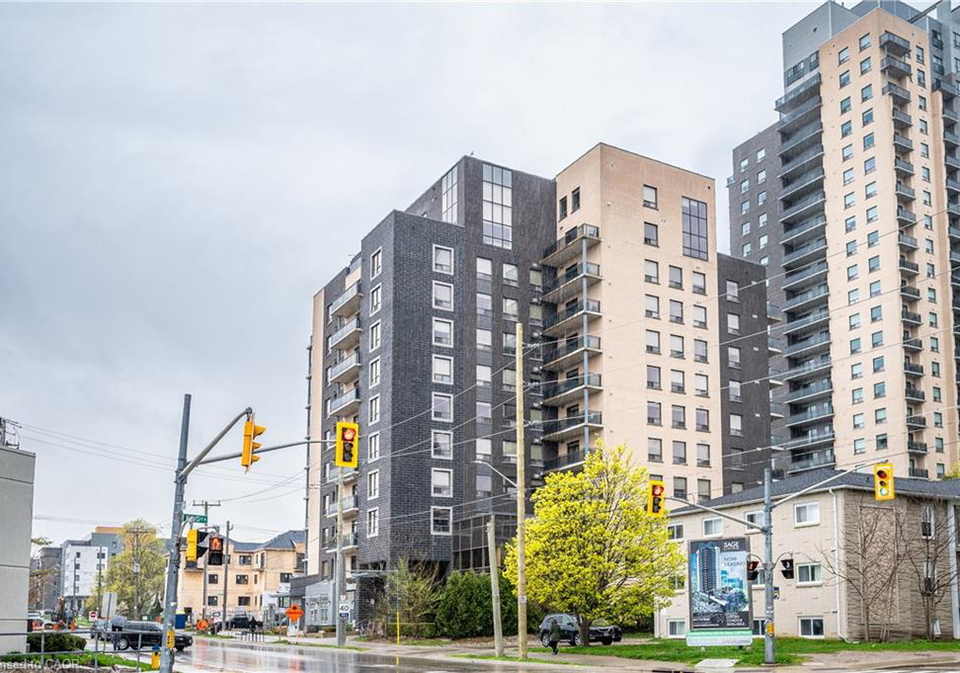 8-hickory-street-w-waterloo-ontario-40825894