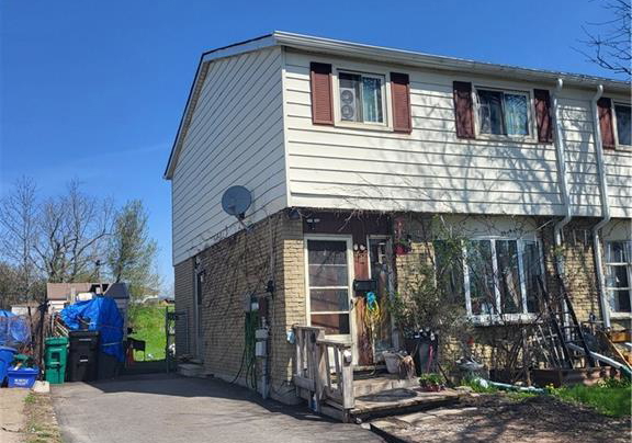 72-timberlane-crescent-kitchener-ontario-40825915