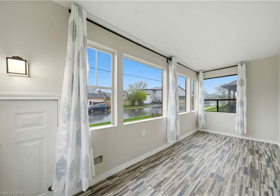 107-broadway-street-welland-ontario-40825929