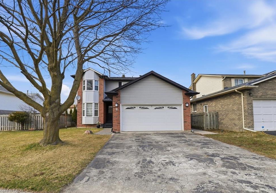 9-holm-street-cambridge-ontario-40825932
