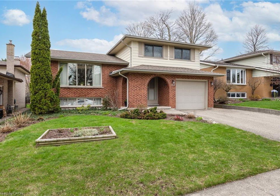 102-ripley-crescent-kitchener-ontario-40825952