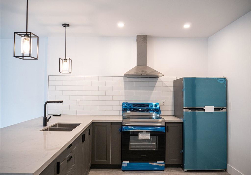 284-james-street-n-hamilton-ontario-40825953