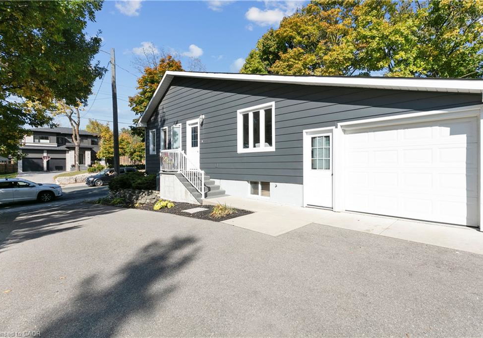366-dundas-street-e-waterdown-ontario-40825972