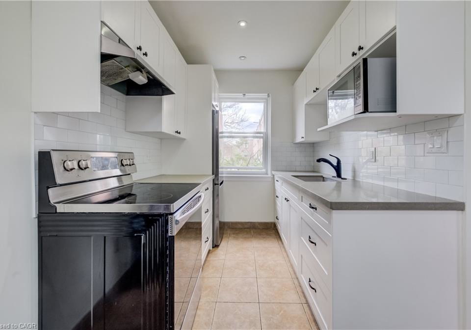 137-emerald-street-s-hamilton-ontario-40826001