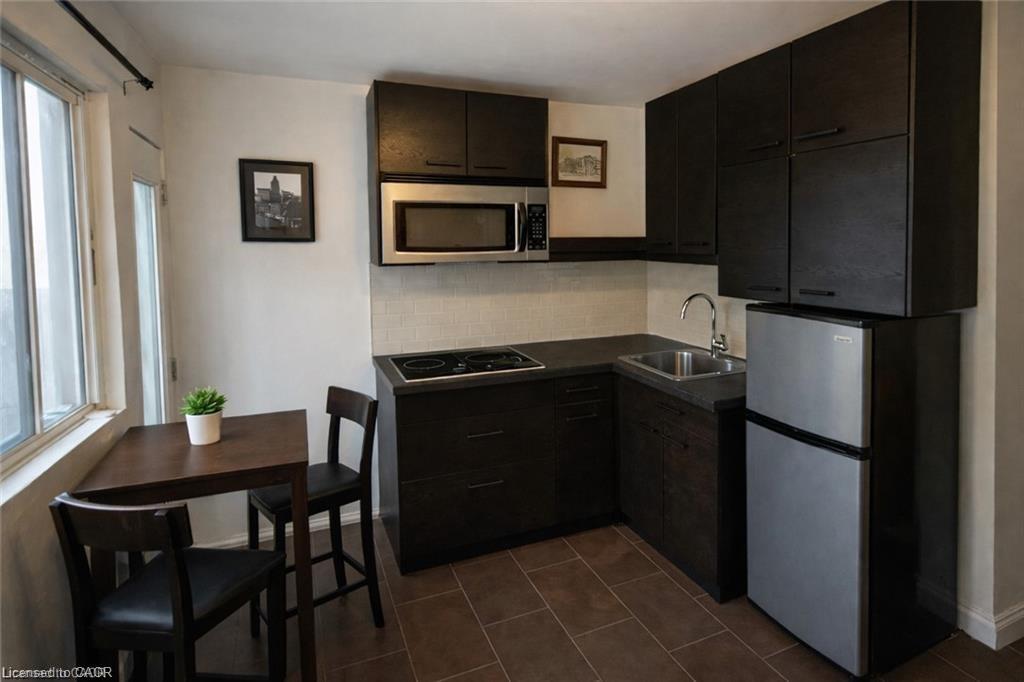 237-james-street-n-hamilton-ontario-40826020