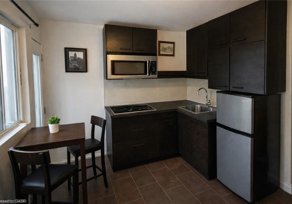 237-james-street-n-hamilton-ontario-40826020
